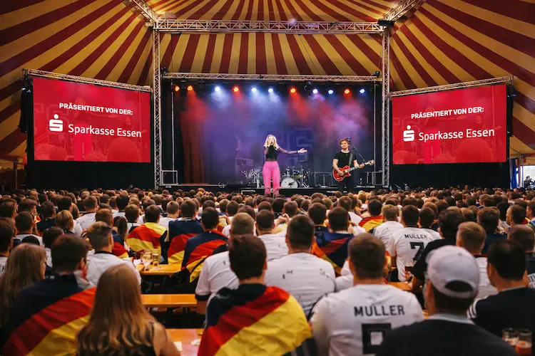 WAZ Artikel Zirkuskuppel